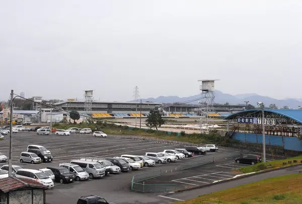 駐車場も完備してますが