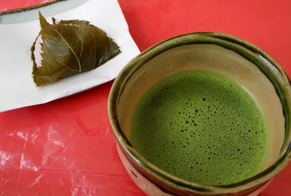 抹茶セットが200円
