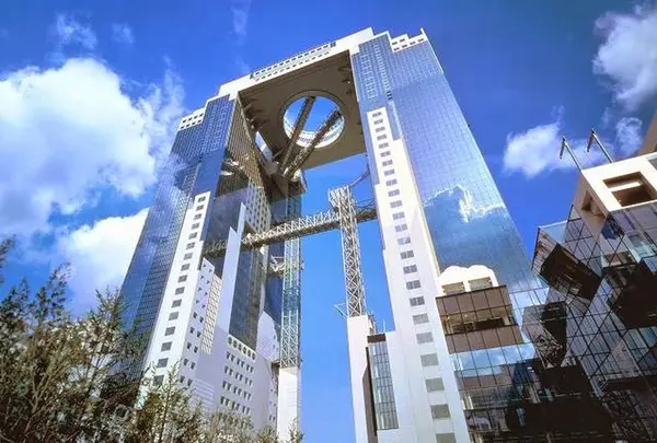 梅田スカイビル