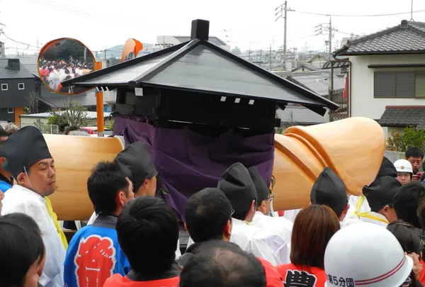 天下の奇祭と言われるご神体