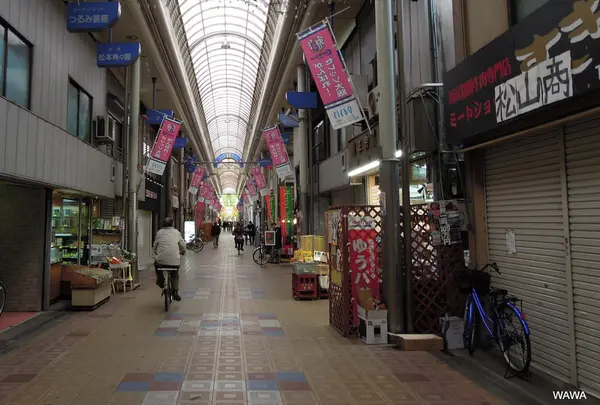鶴七商店街
