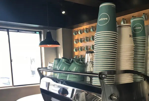 Mojo Coffee（モジョコーヒー） 神楽坂店【カフェ（テイクアウト可）】