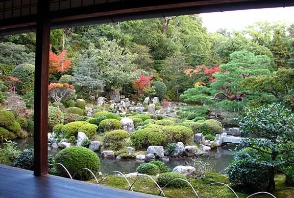 足利家の菩提寺「等持院」