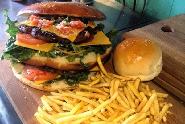 THE GREENPOINT American diner＆Cafe