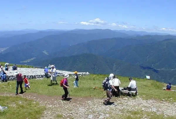 伊吹山