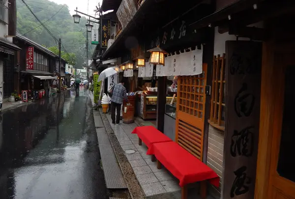 総本舗白酒屋