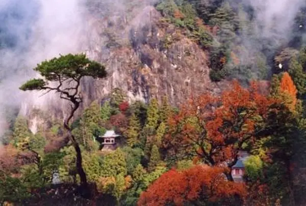鳳来寺