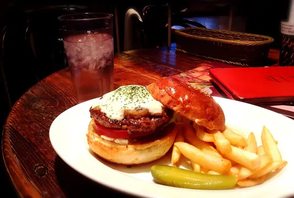 GRILL BURGER CLUB SASA