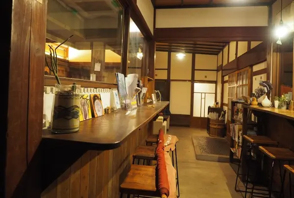 Cafe Name came Ono（カフェナマケモノ）