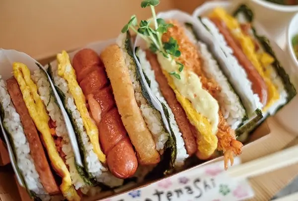 ポークたまごおにぎり本店