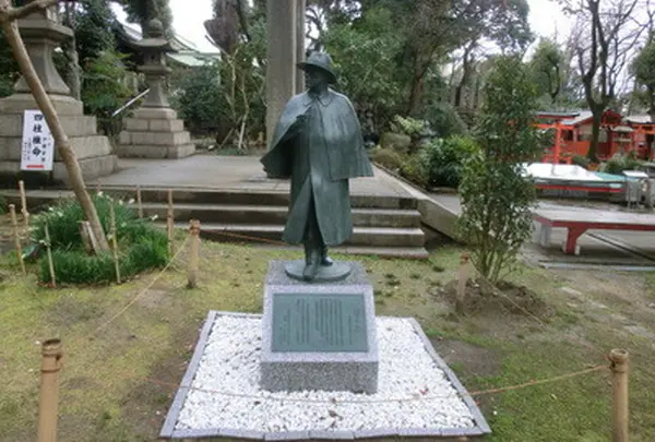 織田作之助の像もいくたまさん