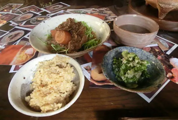 自然食品店＆玄米菜食レストラン
