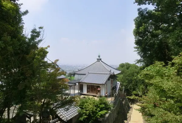 恩智神社目の前