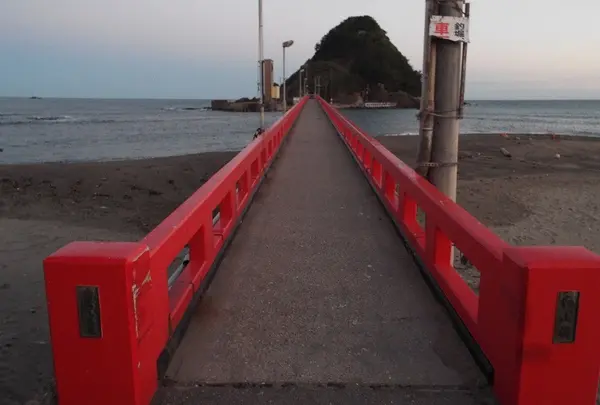 島へ渡る