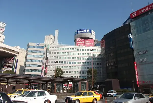 横浜駅西口
