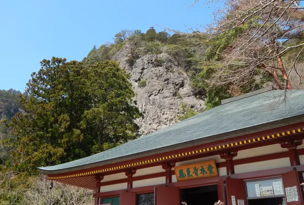本堂