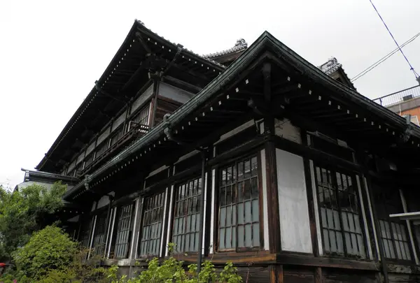 建屋