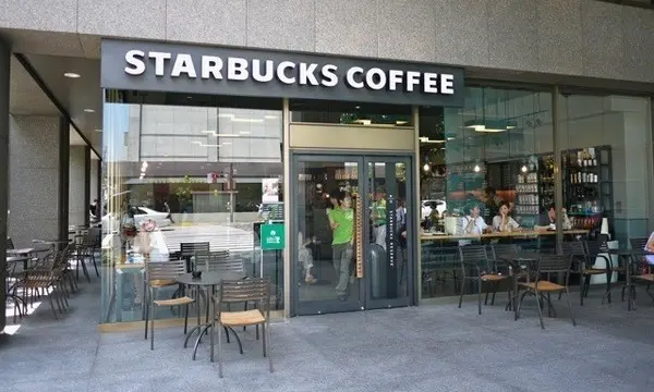 スターバックスコーヒー京都三条烏丸ビル店