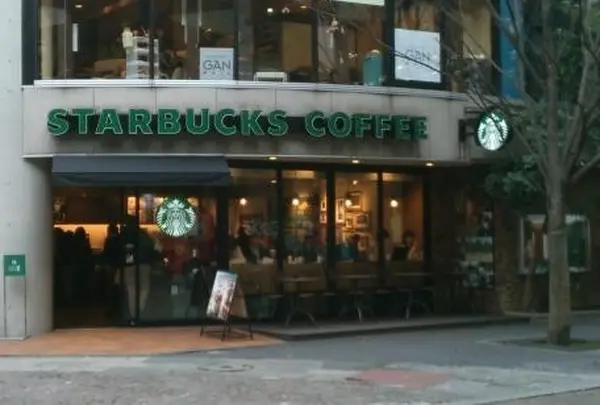 スターバックスコーヒー熊本シャワー通り店