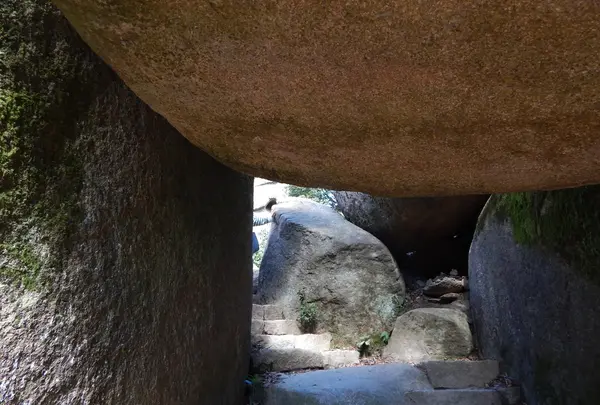 くぐり岩の写真・動画_image_279527