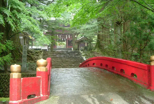 花園神社