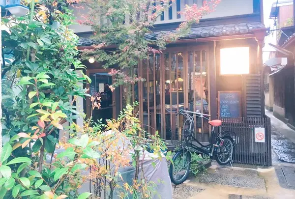 cafe 火裏蓮花（かりれんげ）