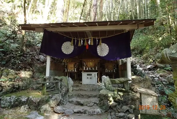 天の岩戸(あまのいわと)
