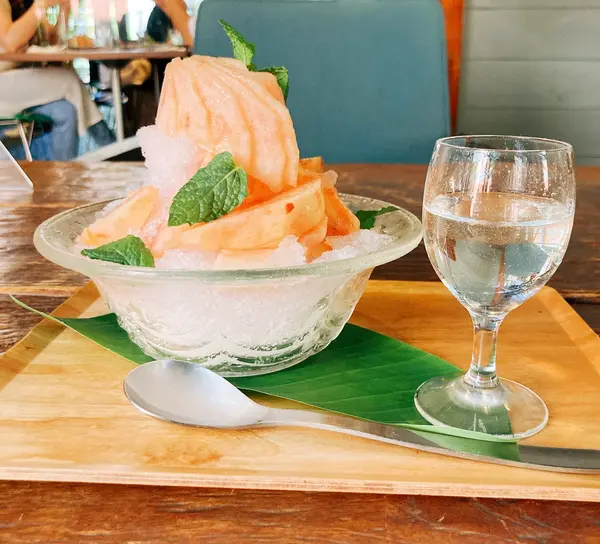 🍧「白桃の白みつ氷」