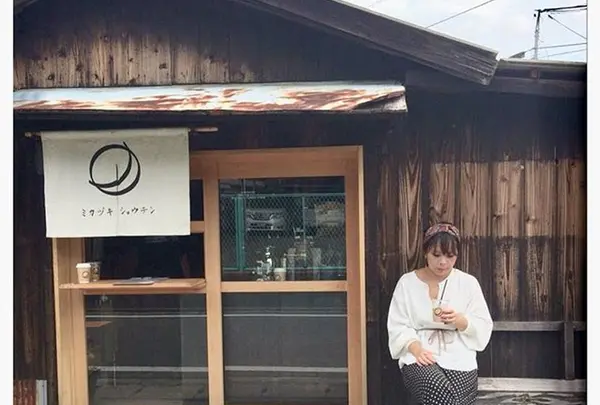 ミカヅキショウテン Mikazukishoten