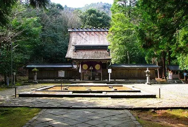 若狭彦神社