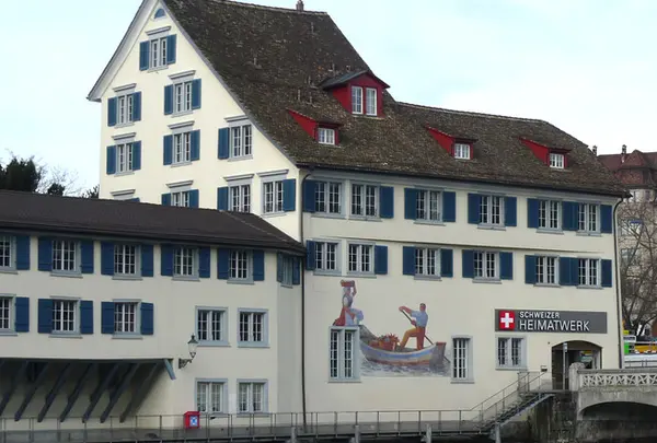 Schweizer Heimatwerk (お土産屋)