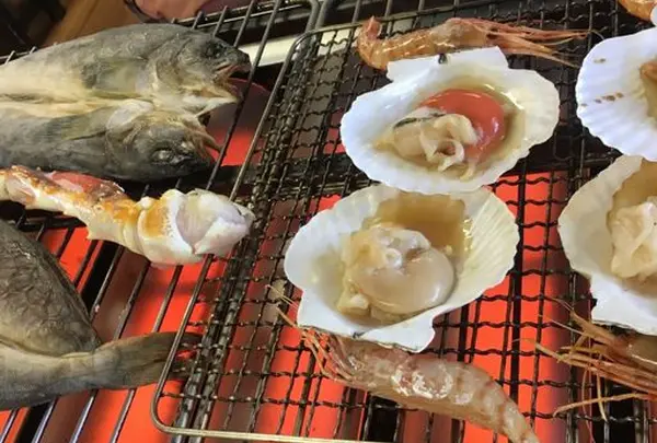 出塚水産㈱