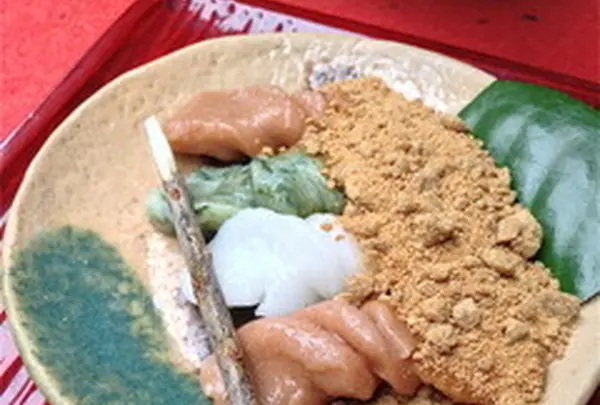 愛宕名物「志んこ」