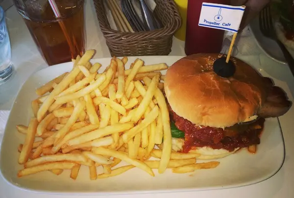 プロペラカフェ