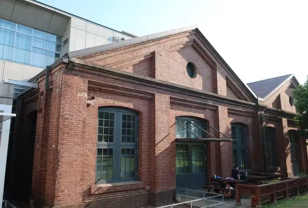 北区図書館内 赤レンガカフェ