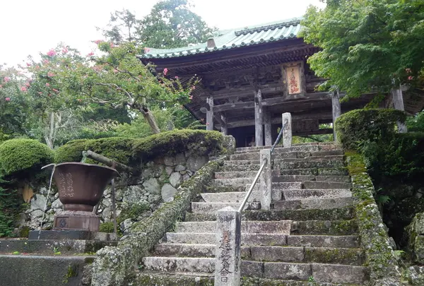 青葉山 松尾寺（あおばさん まつのおでら）