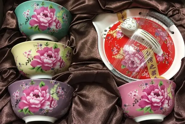 林華泰茶行 Lin Hua Tai Tea