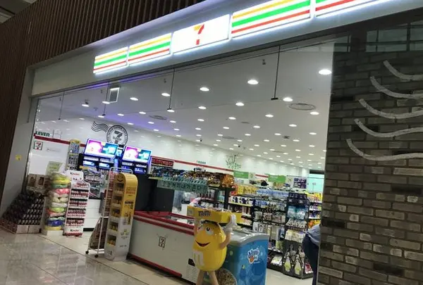 セブンイレブン