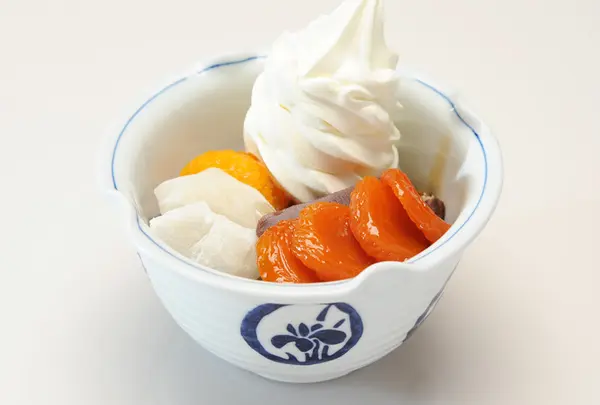 杏クリームあんみつ