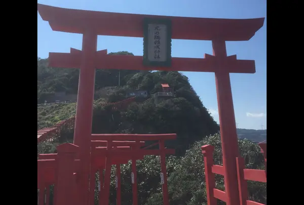海岸から見上げたらこんな景色
