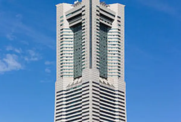 横浜ランドマークタワー