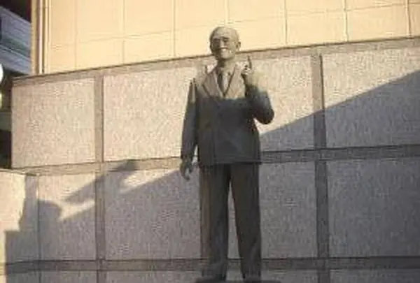住野敏郎
