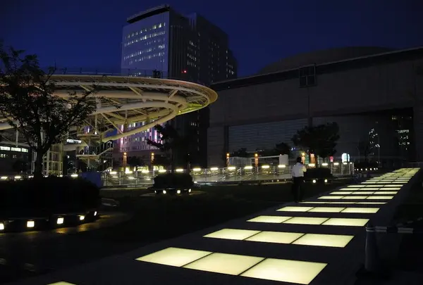ひかりの通路
