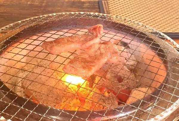 赤間精肉店の牛タンに舌鼓を打つ