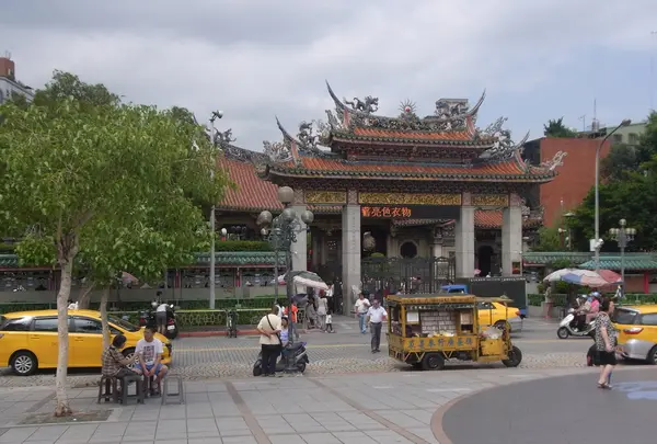 龍山寺