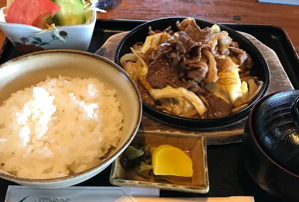 物産館ぴらみっと