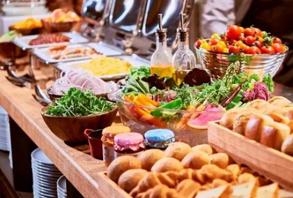 オン ア ターブル｜on A Table