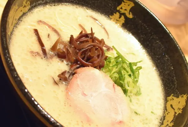 とんこつラーメン 博多風龍 川崎銀柳街店