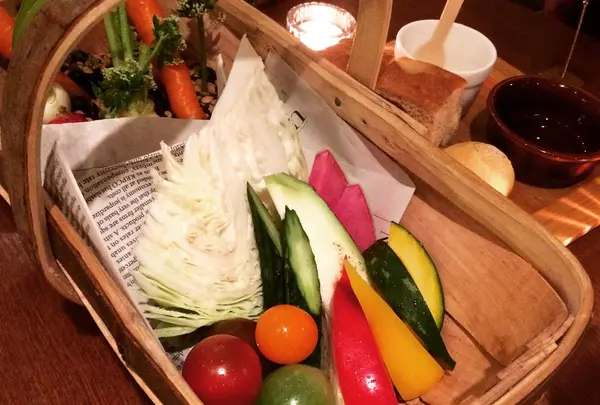 バーニャカウダに感動。
