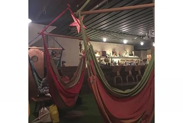 hammockbasecafe